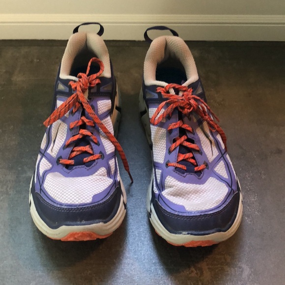 Grouping of lightly worn HOKA Sneakers - Picture 7 of 7